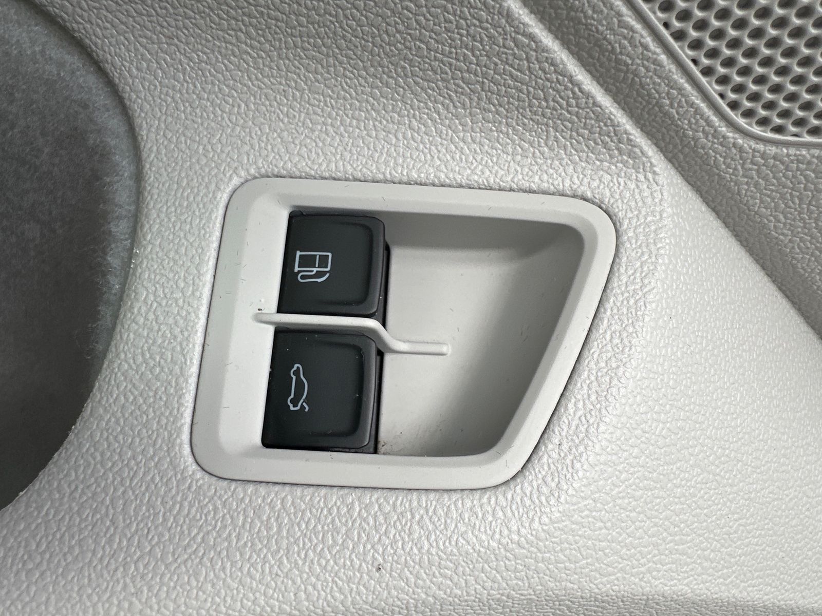 Fahrzeugabbildung Volkswagen Passat Variant GTE NAV+IQLIGHT+AHK+PANO+KAM+360°