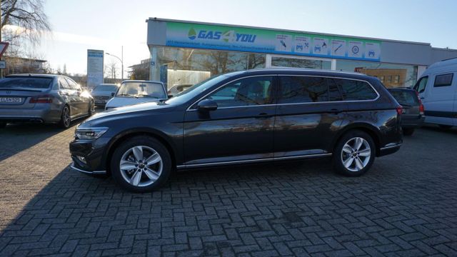 Volkswagen Passat Variant Elegance Garantie 38 km