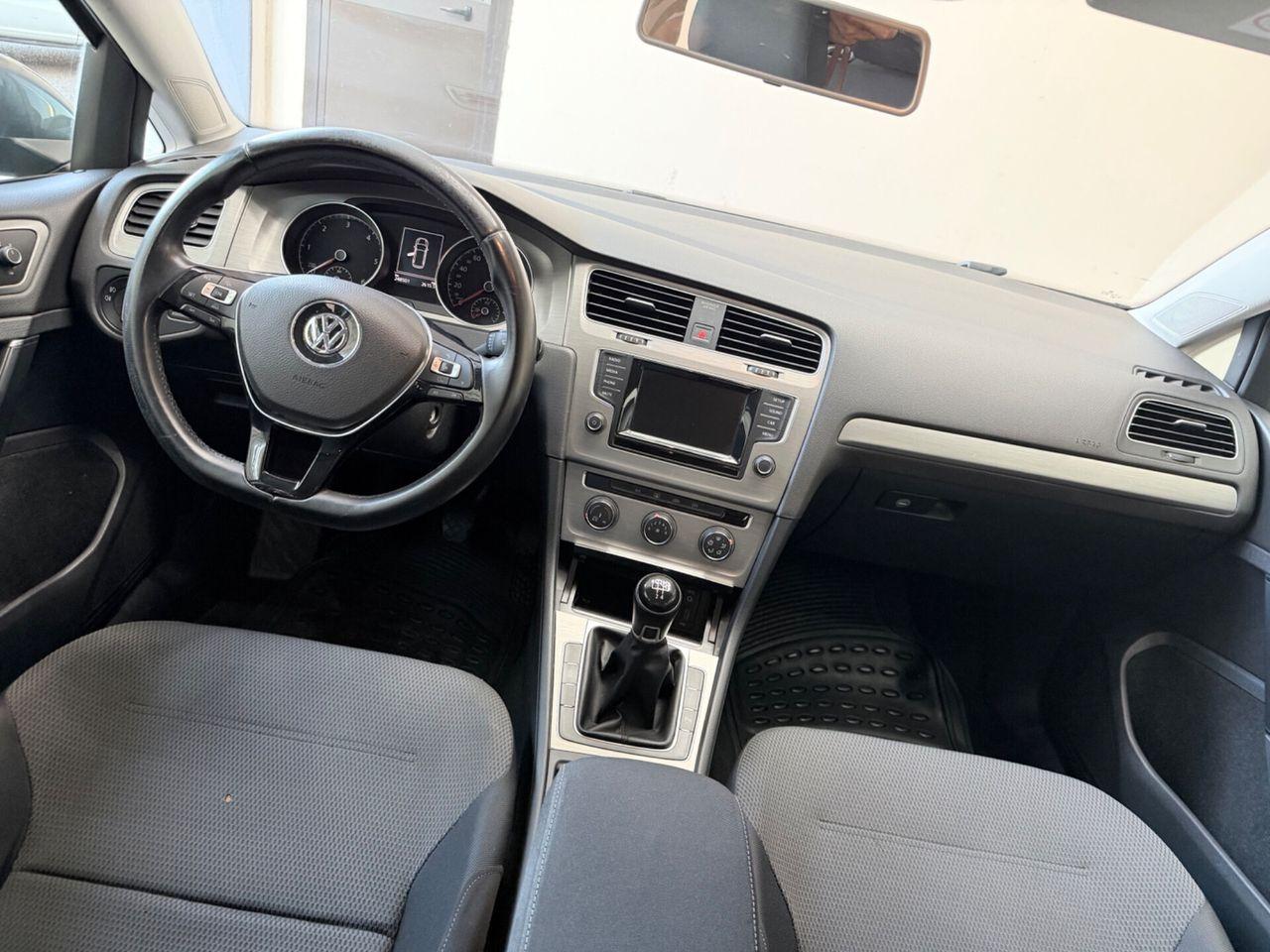 Volkswagen Golf 2015 — photo 12