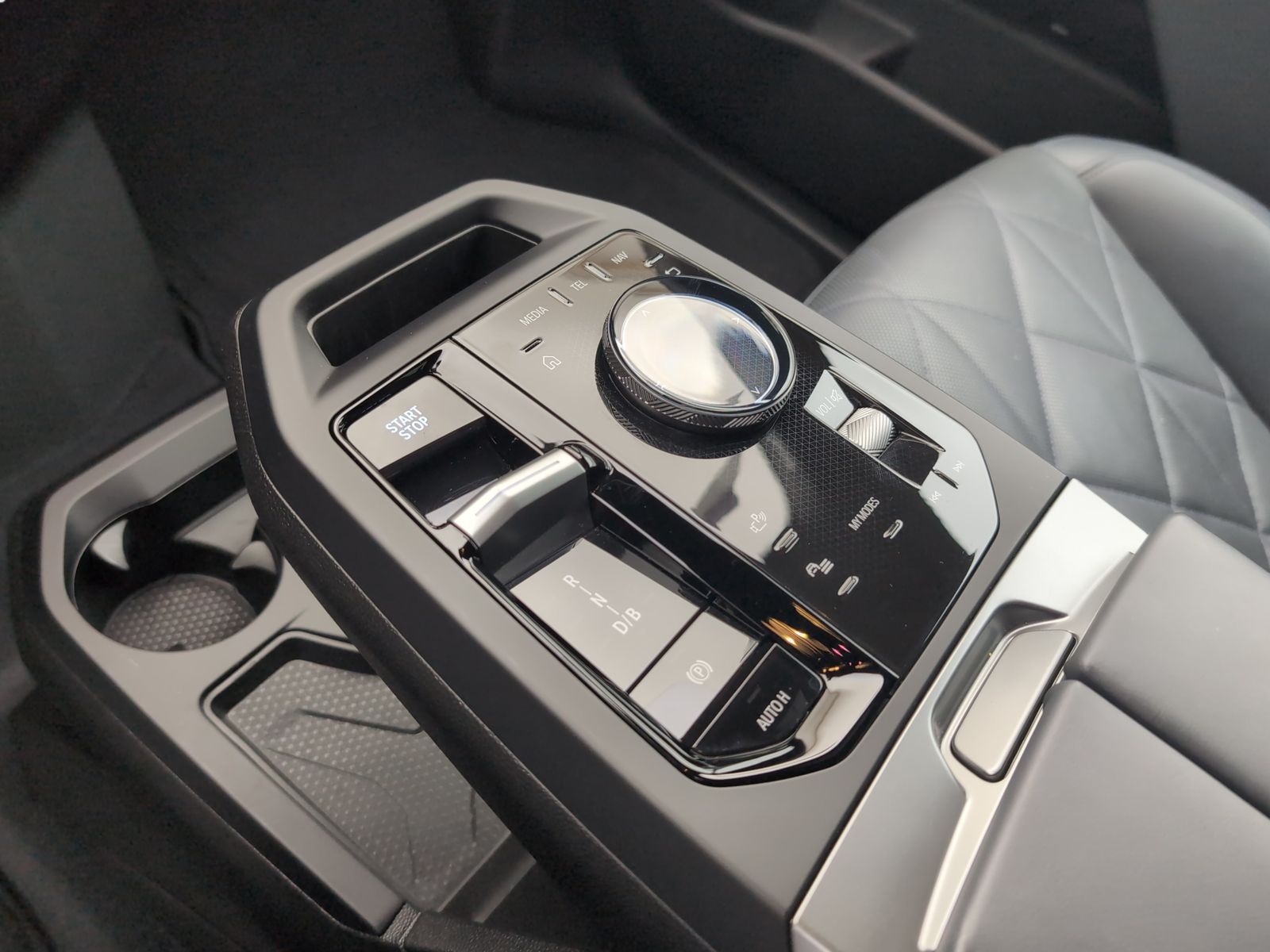 BMW iX - Bild 14