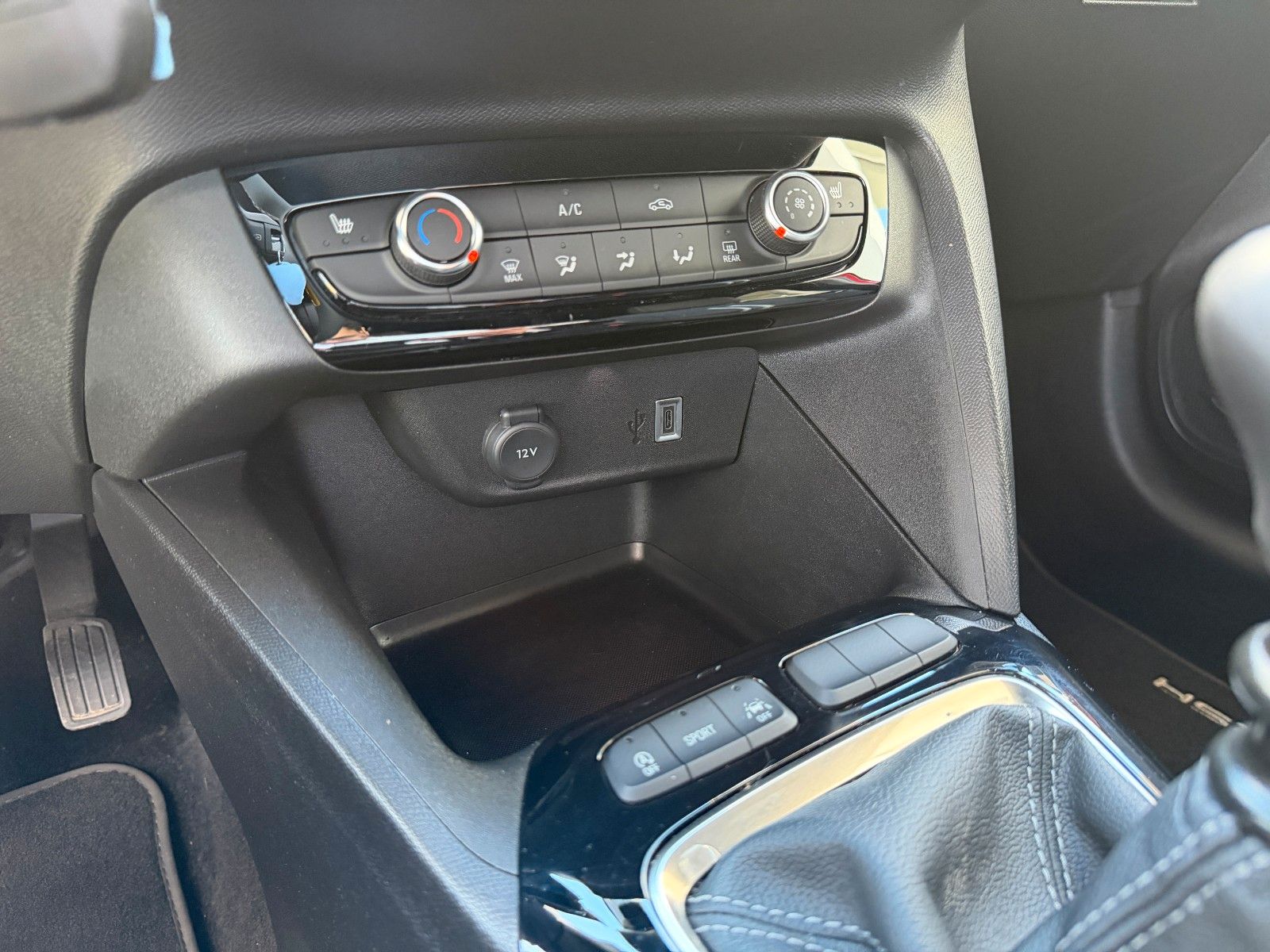 Fahrzeugabbildung Opel Corsa F YES 100PS PDC/LED/SHZ!