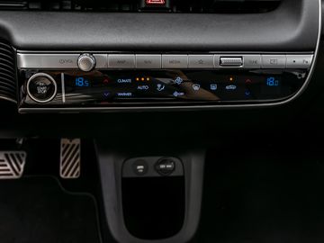 Hyundai Ioniq 5 Uniq Elektro 4WD Autobahnassistent