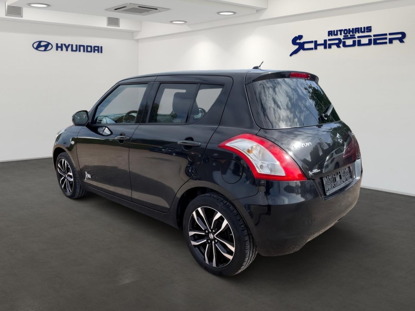 Fahrzeugabbildung Suzuki Swift 1.2 X-TRA Sitzheizung Klima Tempomat