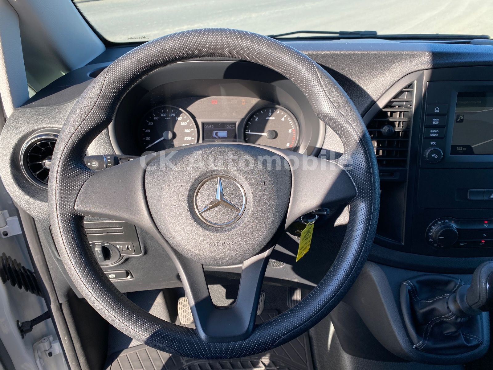Fahrzeugabbildung Mercedes-Benz Vito Mixto 110CDI Kompakt/5 Sitze/Navi/Klima/AHK