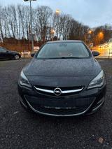 Opel Astra J Lim. 5-trg. Exklusiv, 1,6 CDTI - Opel Astra Exklusiv mit Diesel-Antrieb