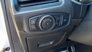 Fahrzeugabbildung Ford Edge Sport 4x4  Standheizung + Schiebedach