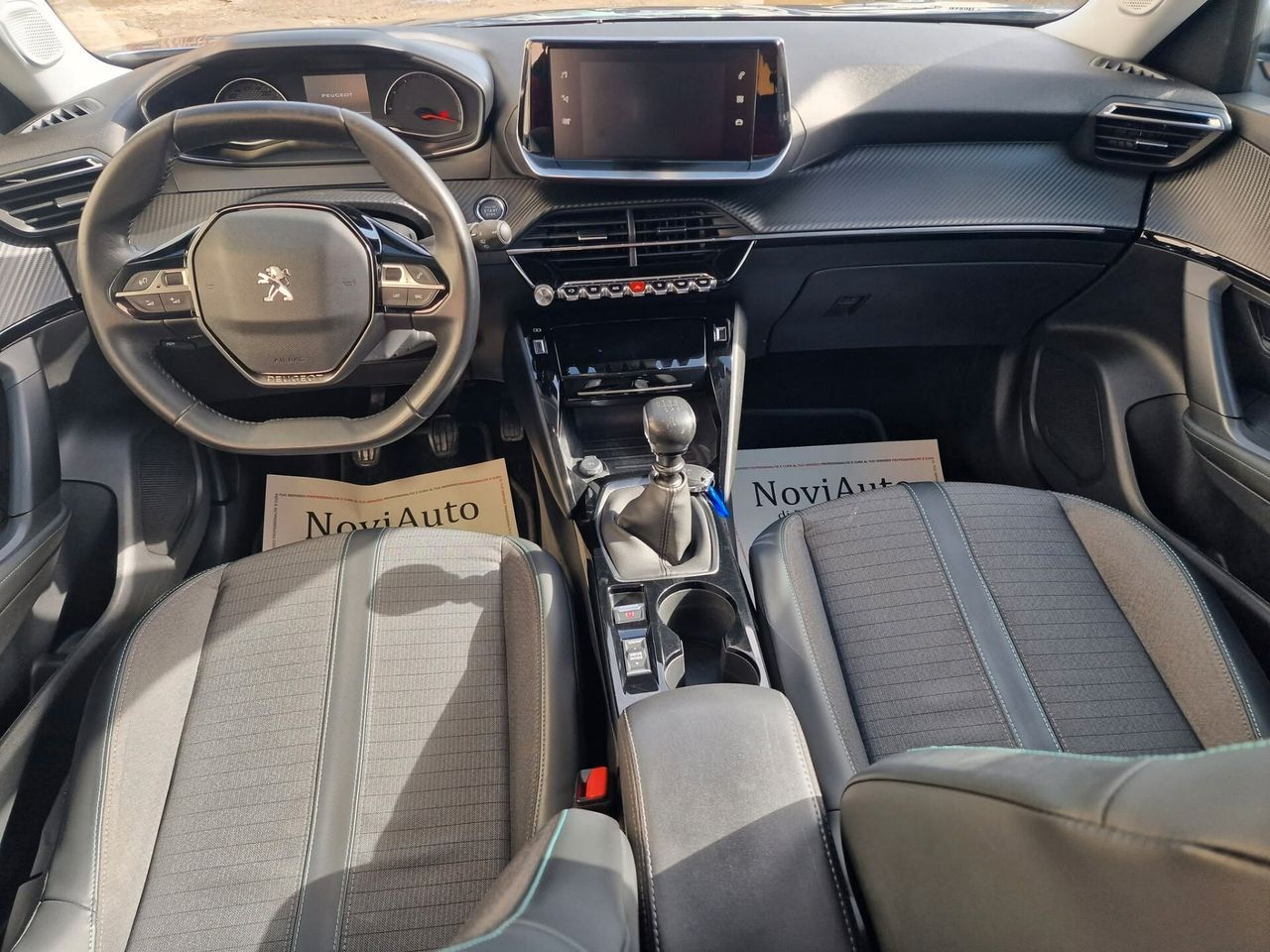 Peugeot 2008 BlueHDi 110 S&S Active Pack imagem 3