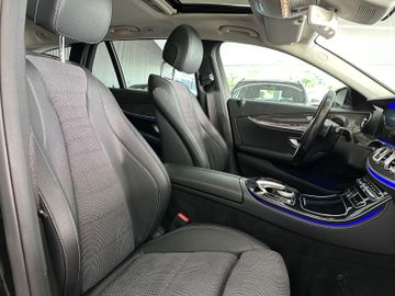 Mercedes E 220 - 8