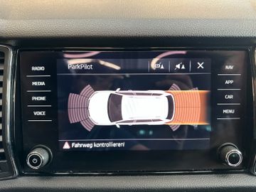 Skoda Kodiaq *7-SITZER*KEYLESS*PANO*MEMORY*AHK*LED*