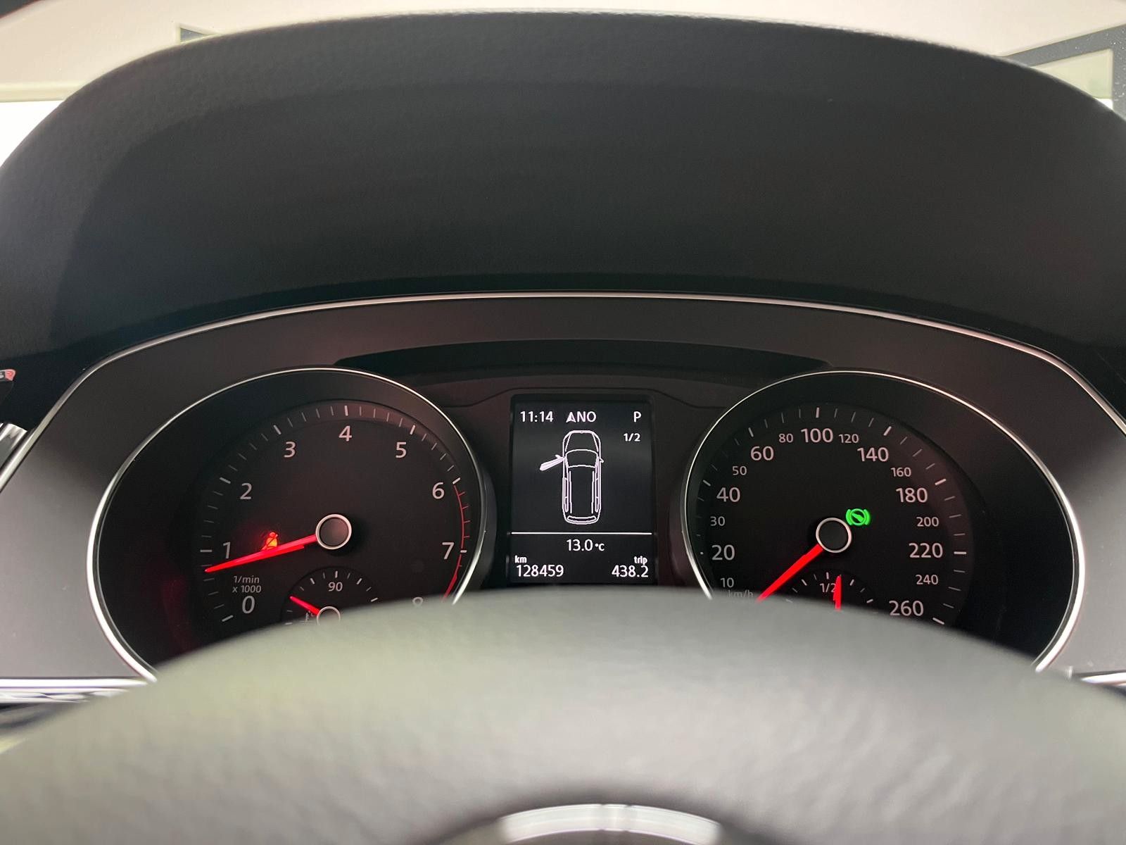 Fahrzeugabbildung Volkswagen Passat Variant 1.5 TSI DSG Comfortline *AHK*ACC*