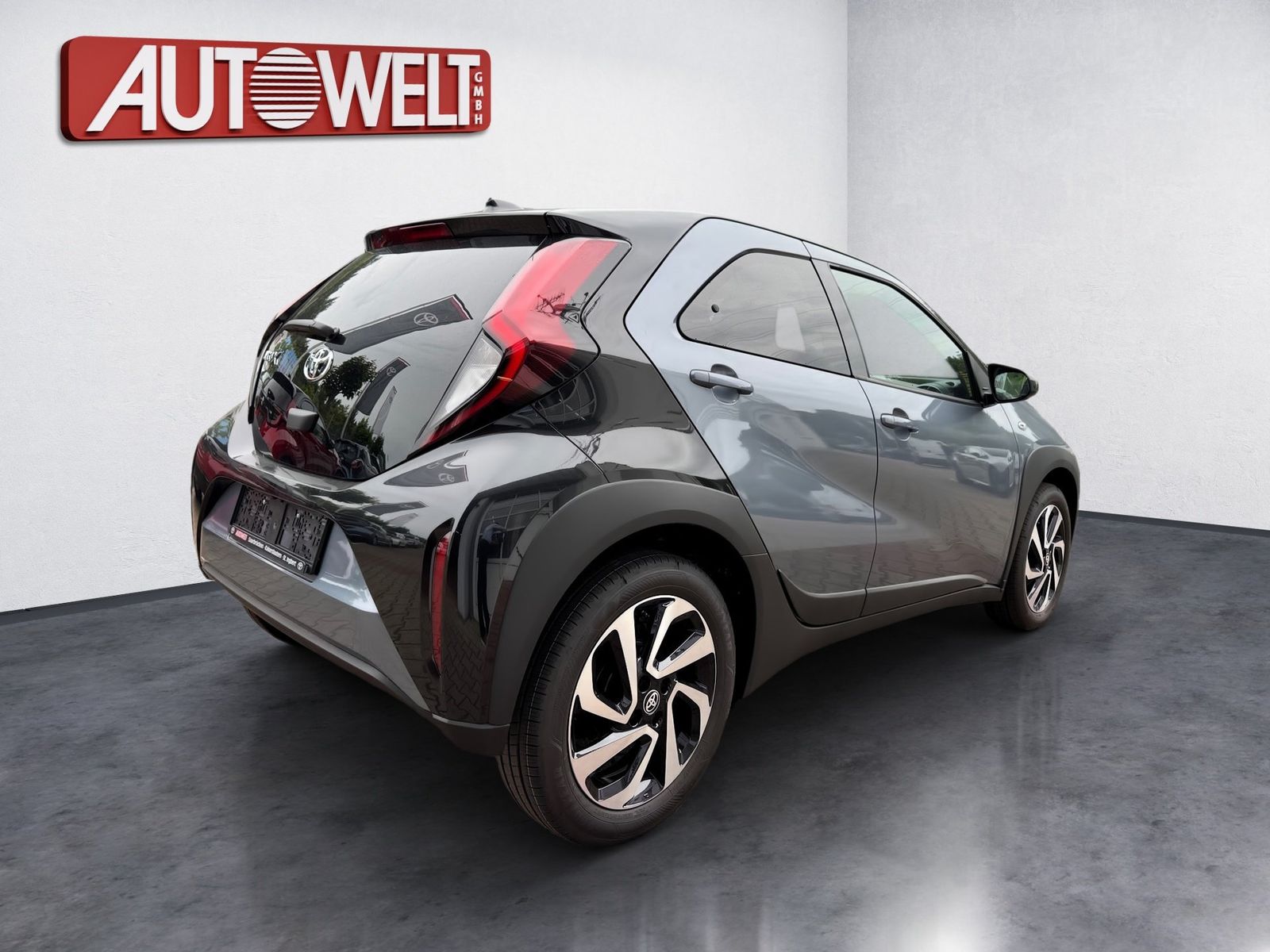 Fahrzeugabbildung Toyota Aygo X 1.0 Teamplayer Navi,SHZ,SoundSys,ACC,Kam.