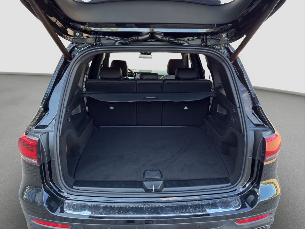 Fahrzeugabbildung Mercedes-Benz GLB 200 AMG Line*Night Paket*Kamera*Ambiente