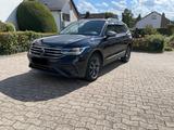 Volkswagen Tiguan Allspace 2.0 TDI DSG Life NAVI AHK PANO