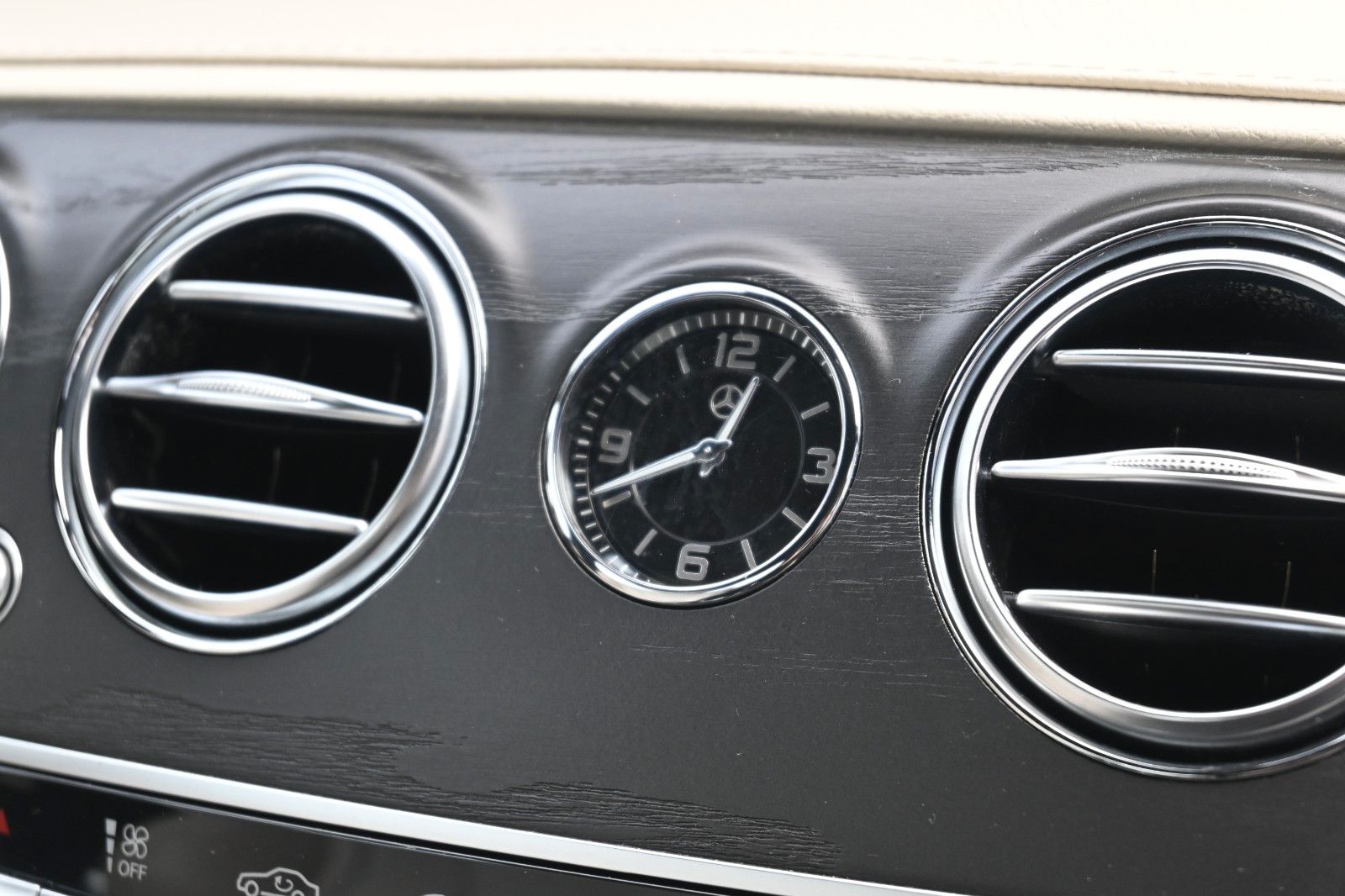 Fahrzeugabbildung Mercedes-Benz S400d Lang 4Matic*AMG*Vollausstattung