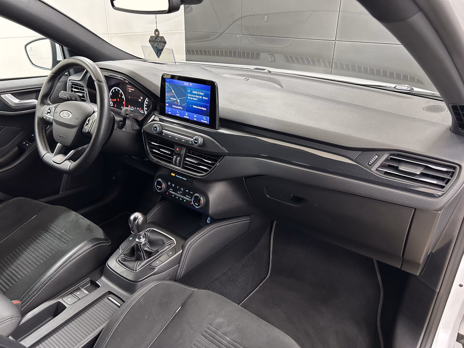 Ford Focus ST+ACC+HUD+Ambiente+B&O+Recaro+LED+Subwoof