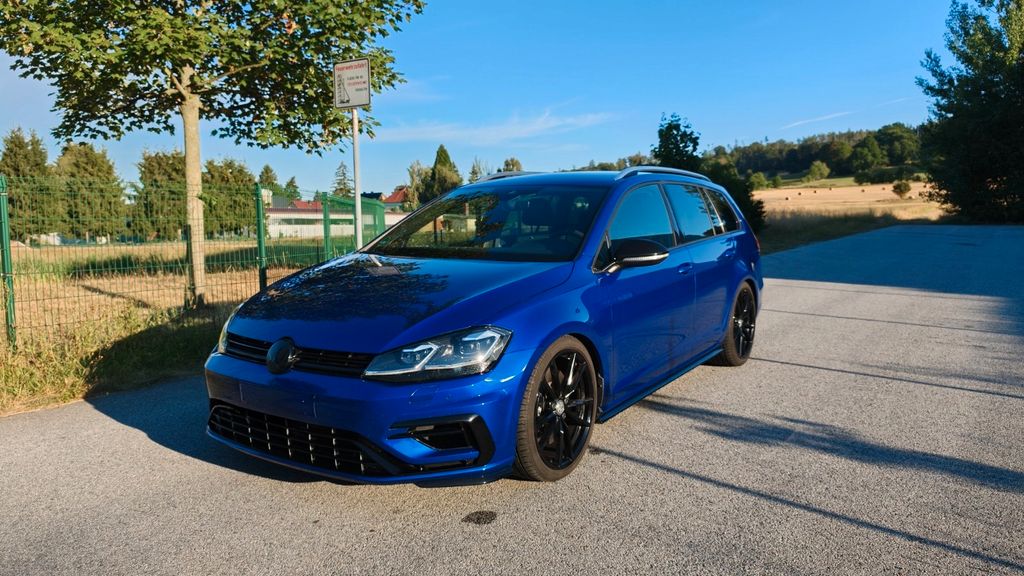 Image of Volkswagen Golf