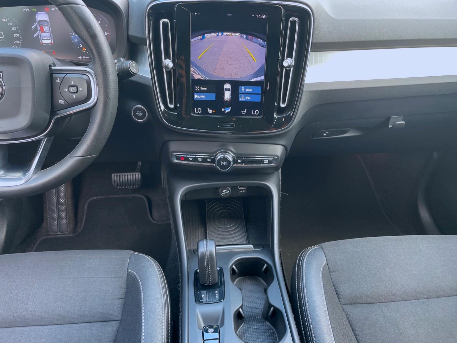 Volvo XC40 Momentum AWD 1.Hand~Lenkradhz.~
