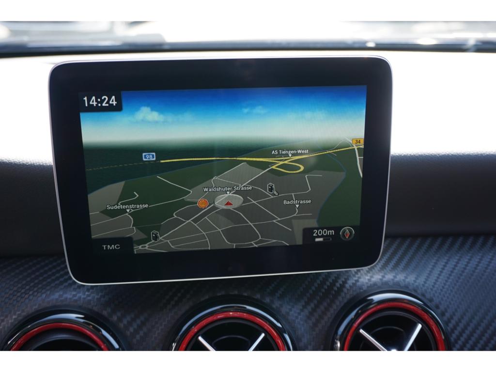 Mercedes-Benz A 45 AMG