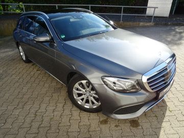 Mercedes E 220 - 6
