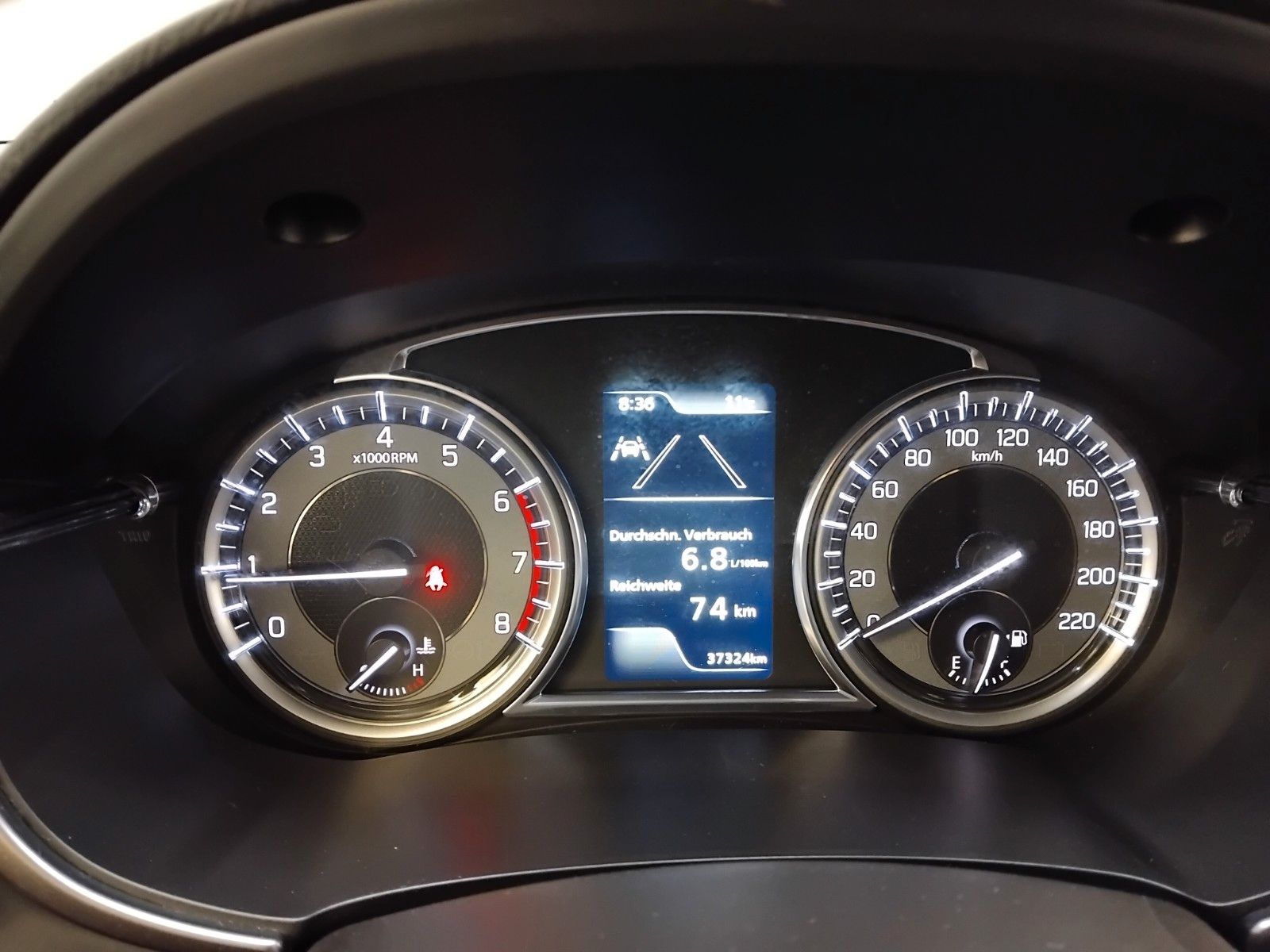 Suzuki Vitara (06/2026, Benzin)