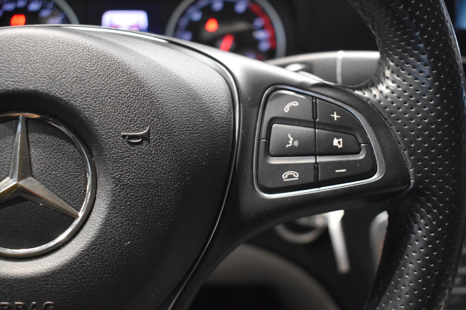 Mercedes-Benz A 180 7G LED LEDER-SPORTSI NAV KAM SPUR TEMPO SH