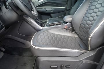 Ford Kuga - 11