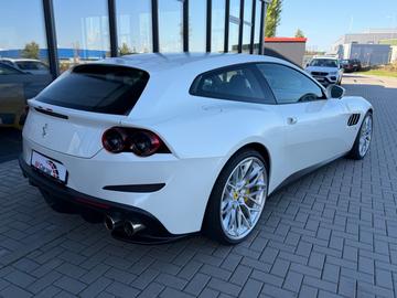 صورة 10 لـ 2020 Ferrari GTC4LUSSO