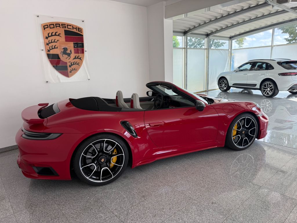 Image of Porsche 992