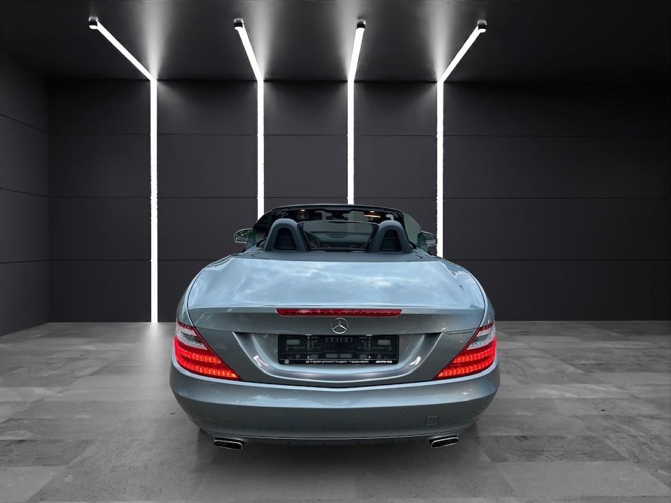 Mercedes-Benz SLK 250