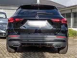 Mercedes-Benz GLA 220 4M AMG-Sport/LED/Cam/Pano/Night/Keyl/19' - Mercedes-Benz GLA 220 mit Benzin-Antrieb: Geländewagen, Automatik