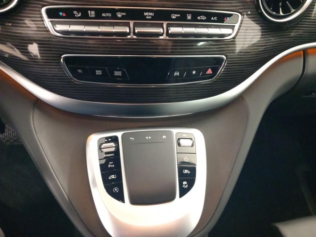 Fahrzeugabbildung Mercedes-Benz V 300 d lang 4x4 * Avantgarde Edition