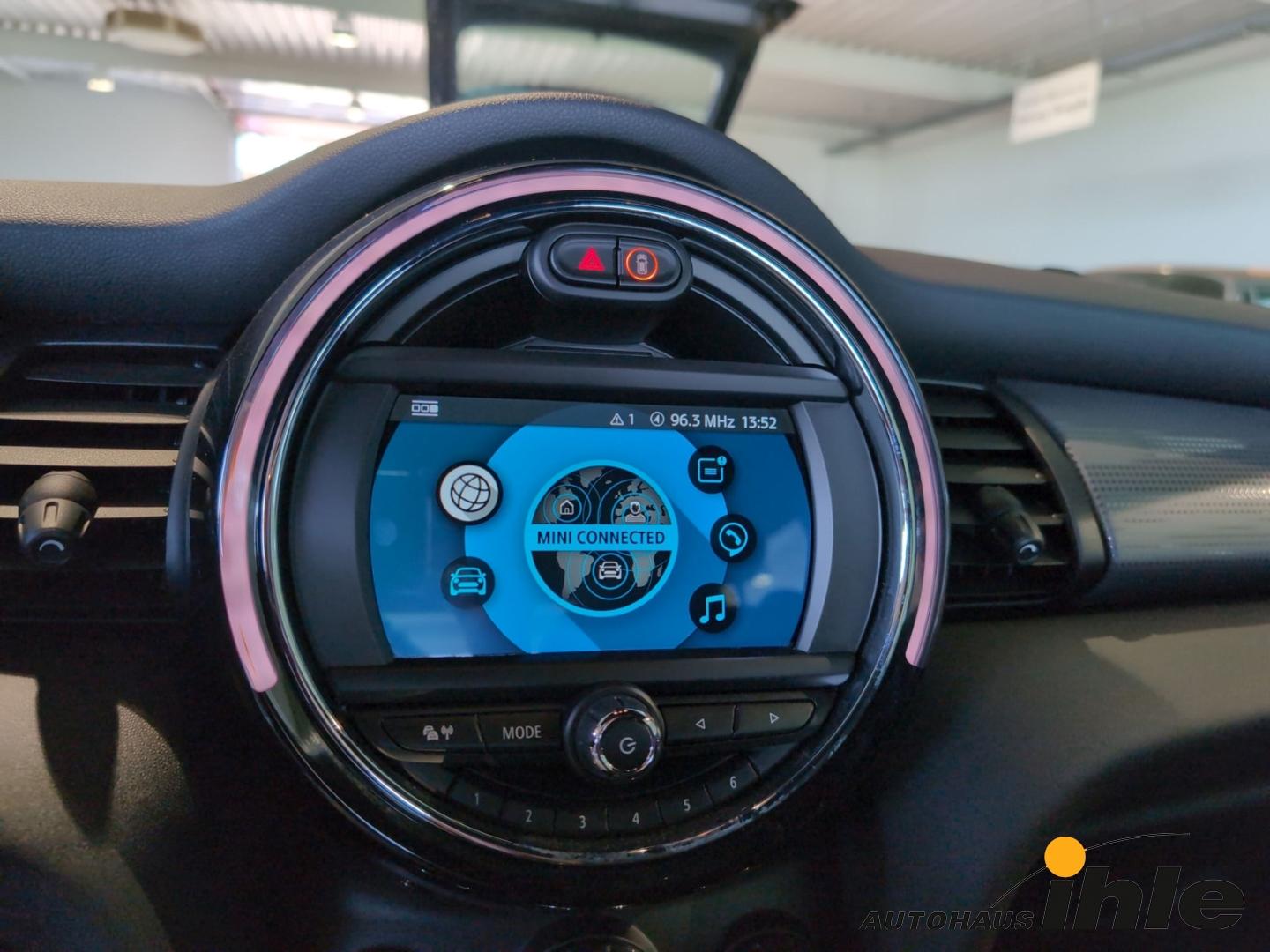 MINI Cooper 1,5 BLUETOOTH+AMBIENTEBELEU.+SPORTSITZE