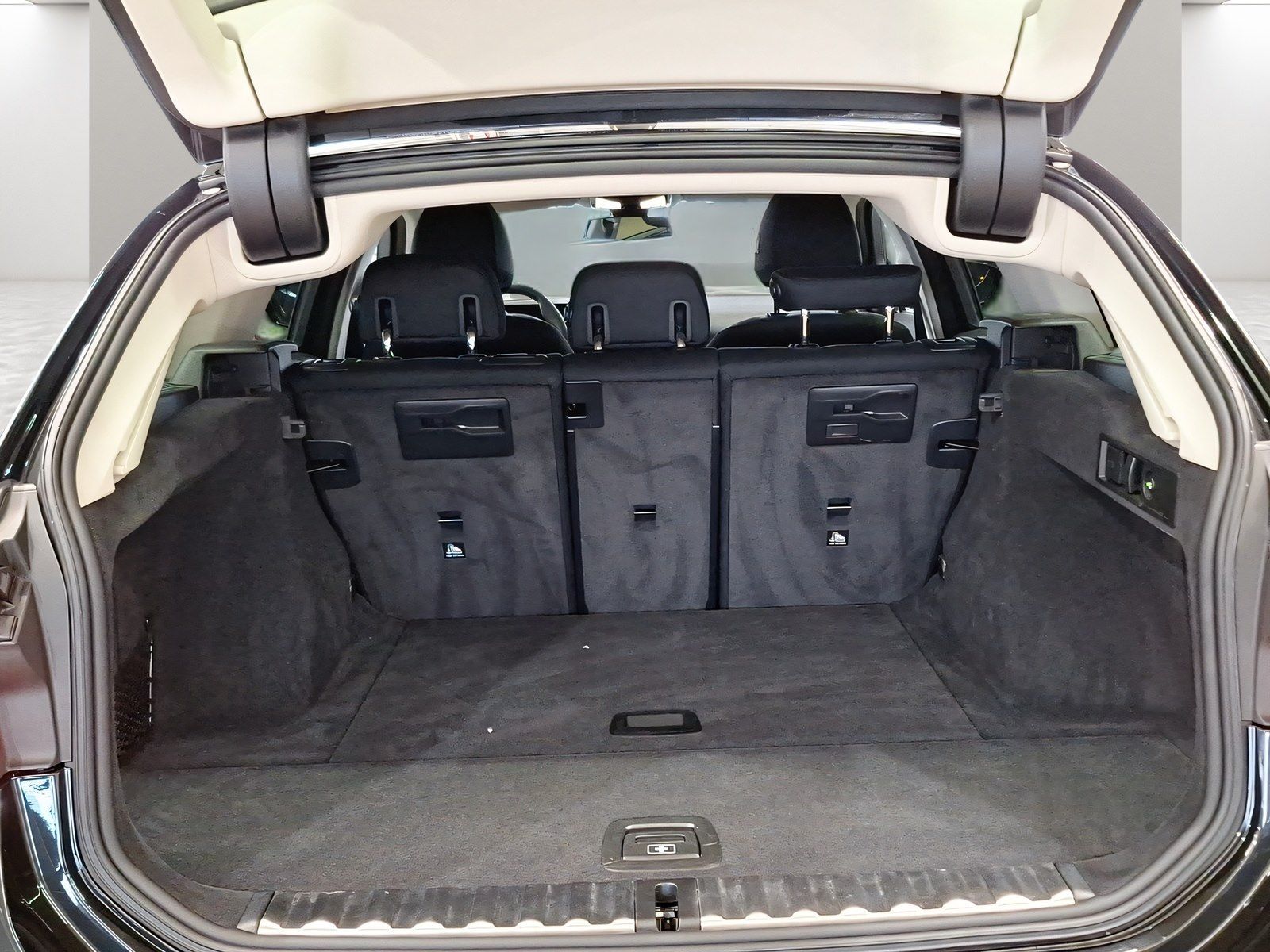 BMW 318 - Bild 11