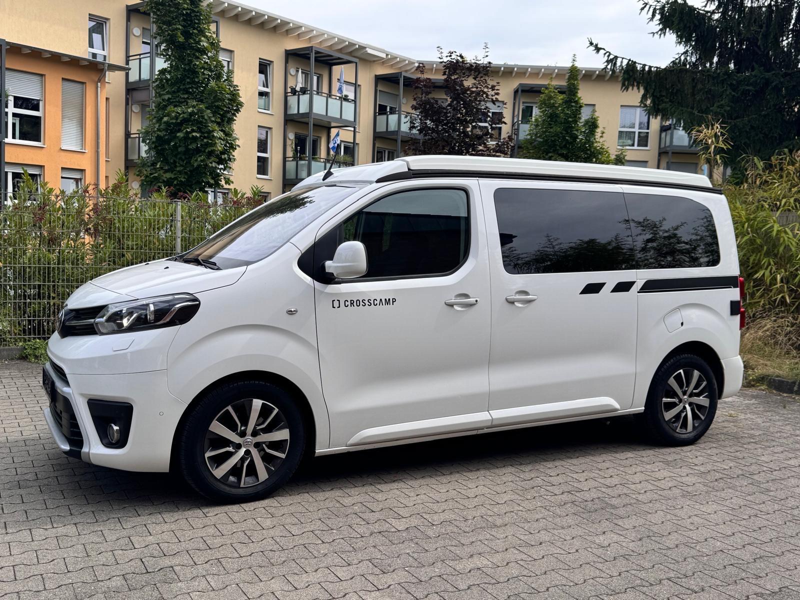 Toyota Crosscamp - Automatik - Standheizung - 1.Hand -