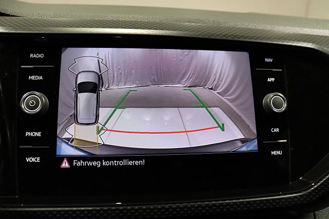 T-CROSS UNITED 1.5 TSI 110kW DSG KAMERA LED PDC 