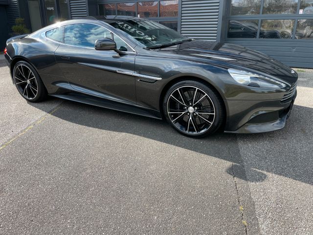 Aston Martin 6.0 V12. Garantie von AM 03/2026, Ceramic, Carbo