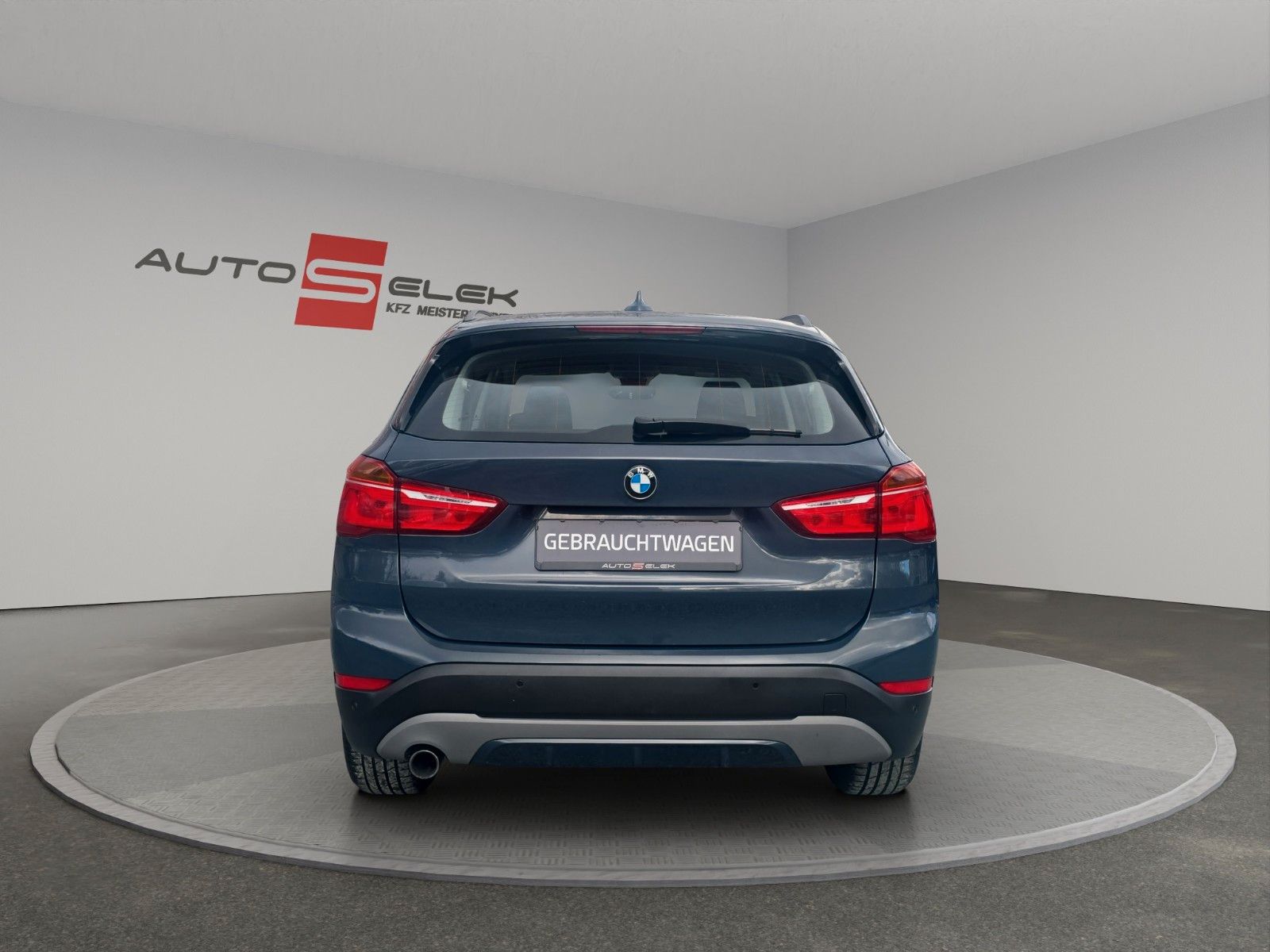 Fahrzeugabbildung BMW X1 xDrive 18 d Sport Line AUTOMATIK