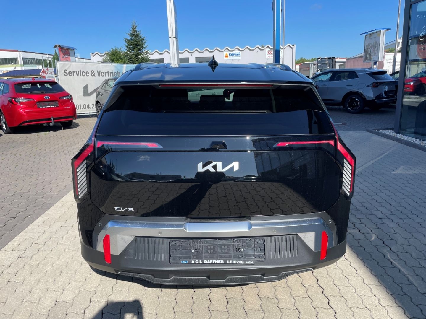 Fahrzeugabbildung Kia EV3 150 kW Earth LED totWinkAss 360 Kamera