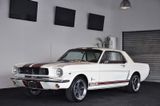Ford Mustang V8 ! Zustandsnote 1,5 ! Motor überholt !