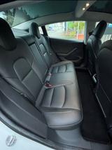 Tesla Model 3 Hinterradantrieb RWD  - Tesla Model 3 in Frankfurt (Main)