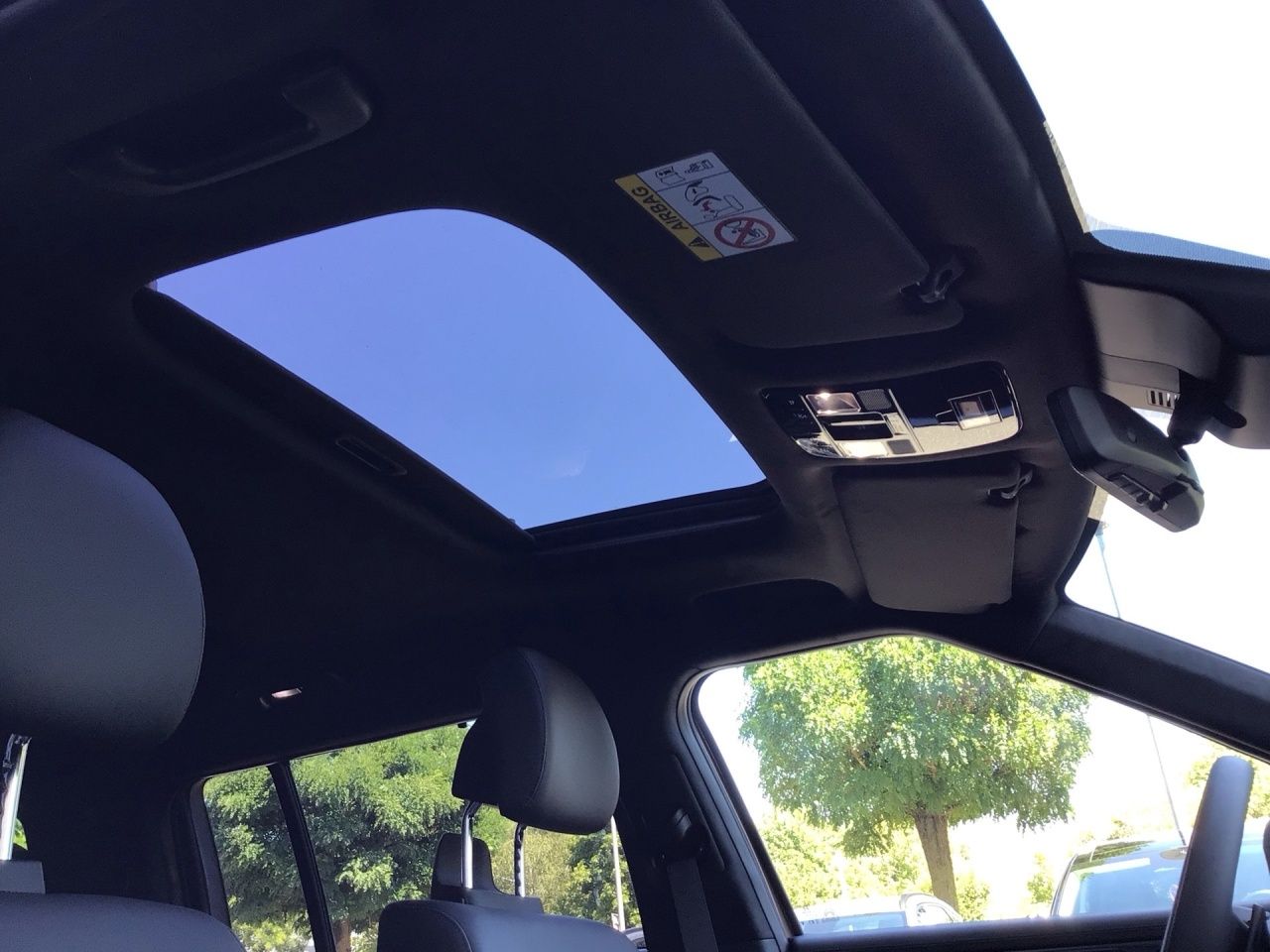 Fahrzeugabbildung Hyundai SANTA FE BLACKLINE 360 4xSHZ ACC AUT Akustikglas