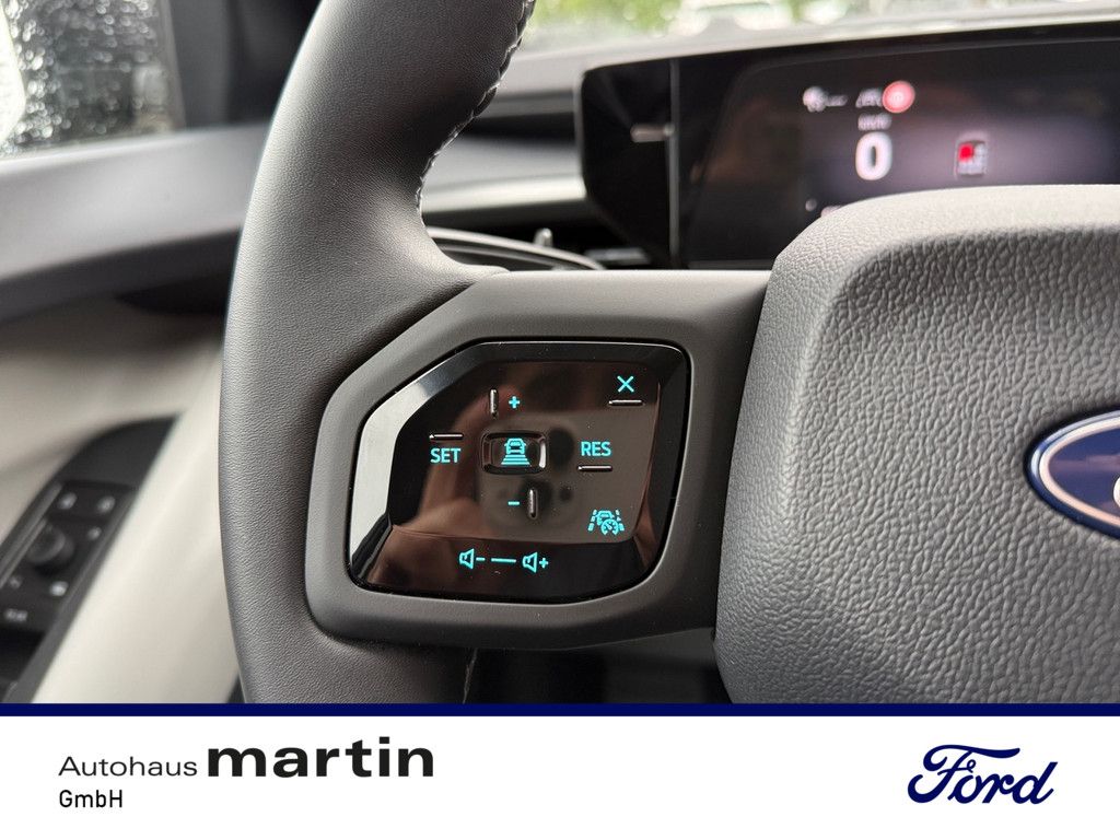 Fahrzeugabbildung Ford Explorer RWD Extended Range 77KWh ACC LED W-LAN