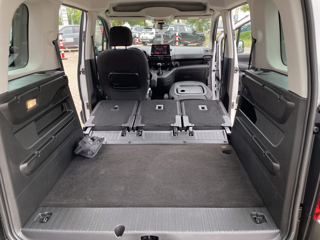 Fahrzeugabbildung Citroën Berlingo M PureTech 110 FEEL *Touch*Keyless*PDC*
