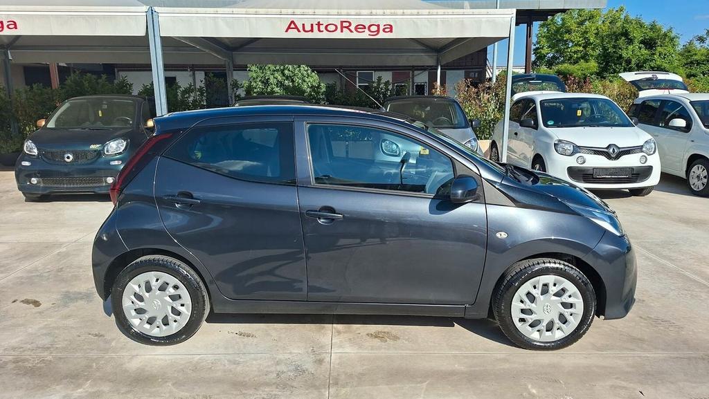 Toyota Aygo (X)