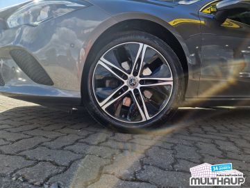 Mercedes CLA 180 Shooting Brake - 2