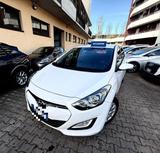 Hyundai HYUNDAI i30 1.6 CRDi 5p. Comfort - Hyundai i30 Comfort mit Diesel-Antrieb