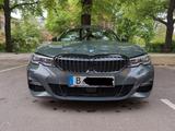 BMW 330d xDrive Touring M Sport Auto. M Sport - BMW 330 mit Diesel-Antrieb: Alcantara