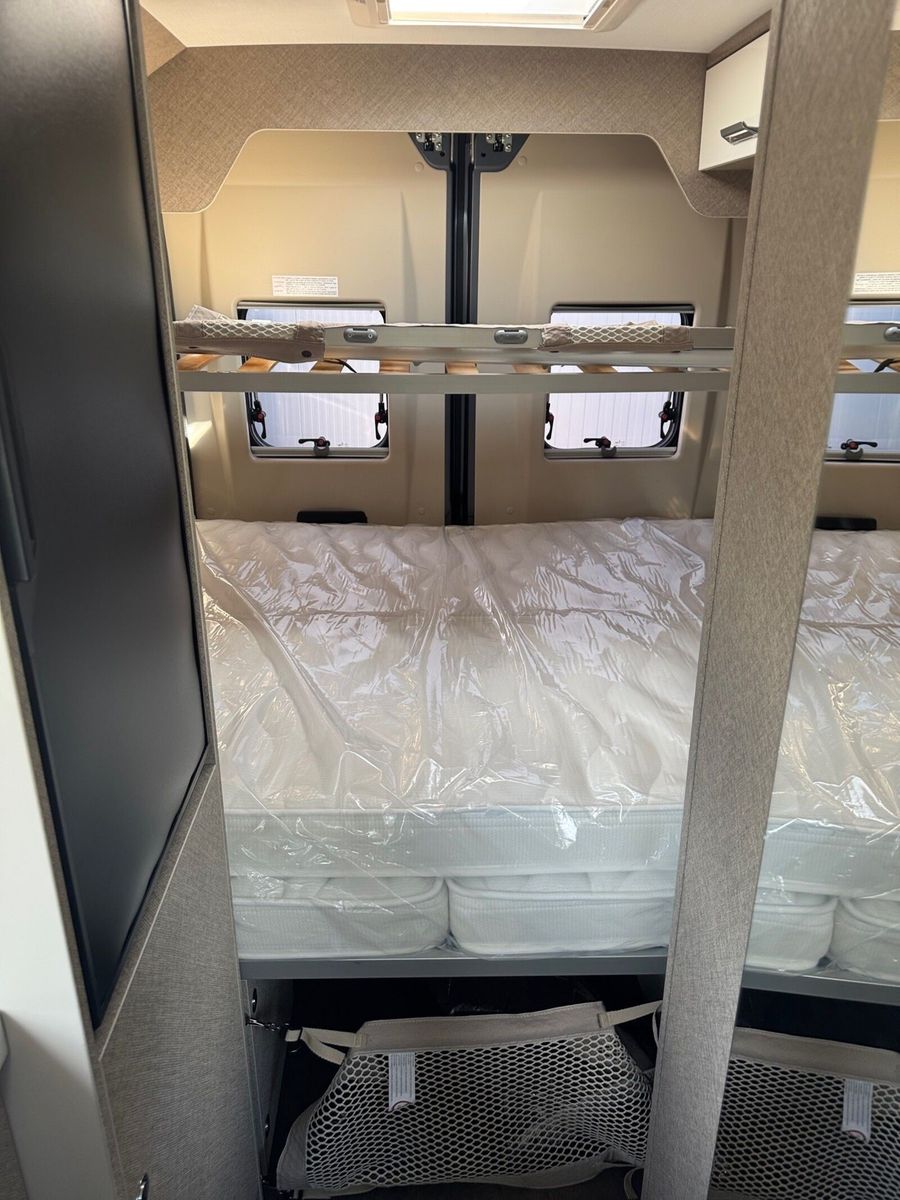 Fahrzeugabbildung Karmann Davis Lifestyle DA 591 LS Markise Combi D6E