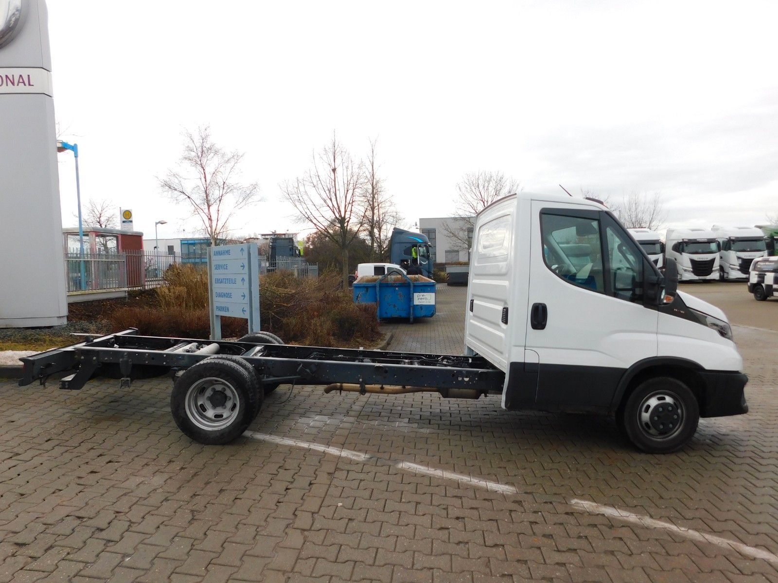 Fahrzeugabbildung Iveco Daily 35C18H/P Fahrgestell/Luftfederung/ AHK