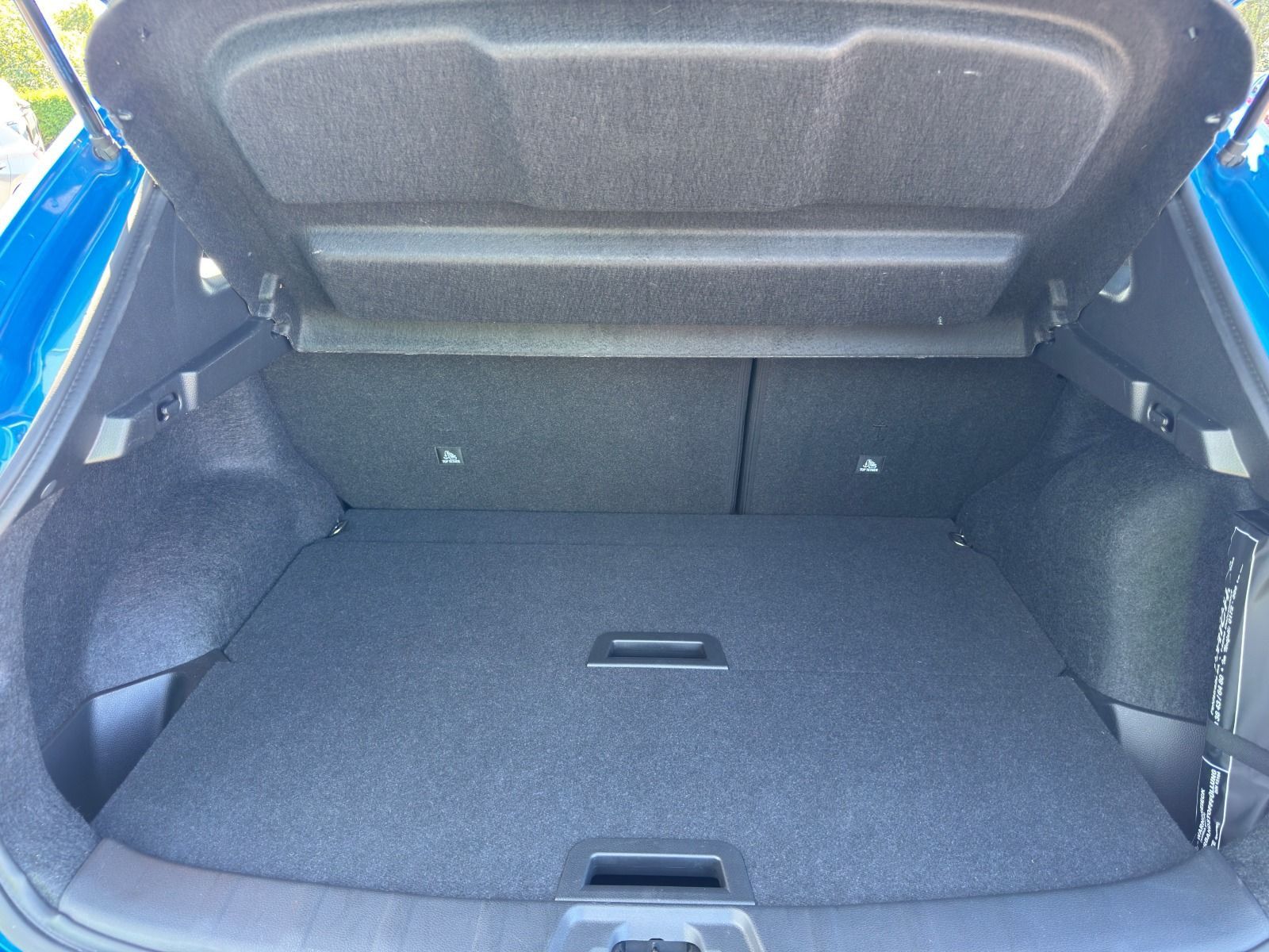 Fahrzeugabbildung Nissan Qashqai Akari 140PS 6-Gang*360°CAM*Pano*StHz*Led